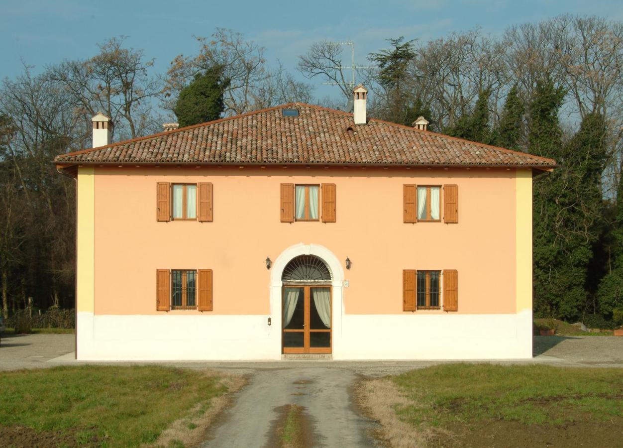 Al Podere Santa Cristina 카스텔마조레 객실 사진